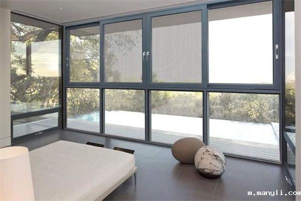 铝合金门窗价格多少钱一平方米？