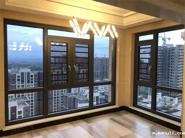 高档小区铝合金门窗案例